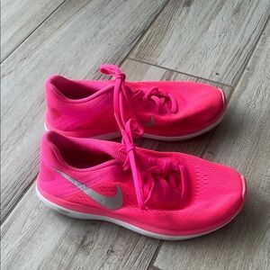 Nike Women's Bright Pink Athletic Shoes